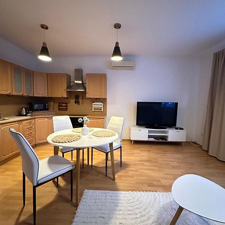 ברטיסלאבה Modern & Cozy Apartment Near Hockey & Football Arena מראה חיצוני תמונה